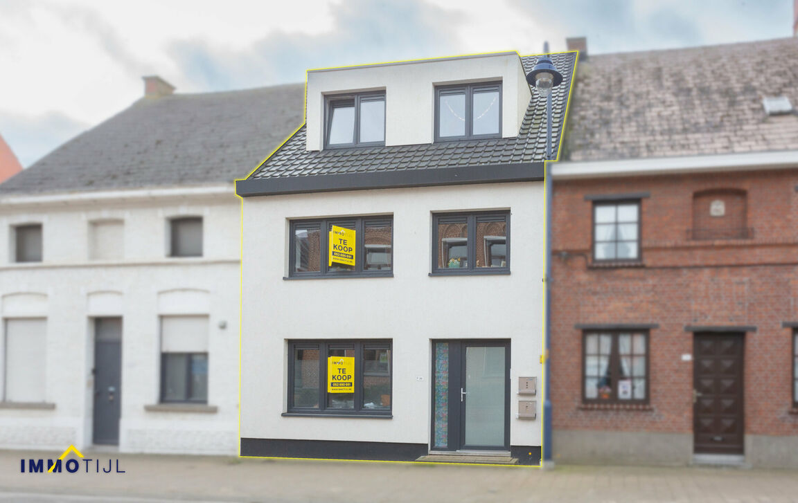 Appartementsgebouw te koop in Buggenhout