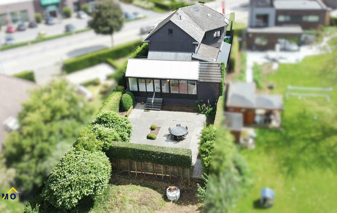 Gebouw voor gemengd gebruik te koop in Denderleeuw