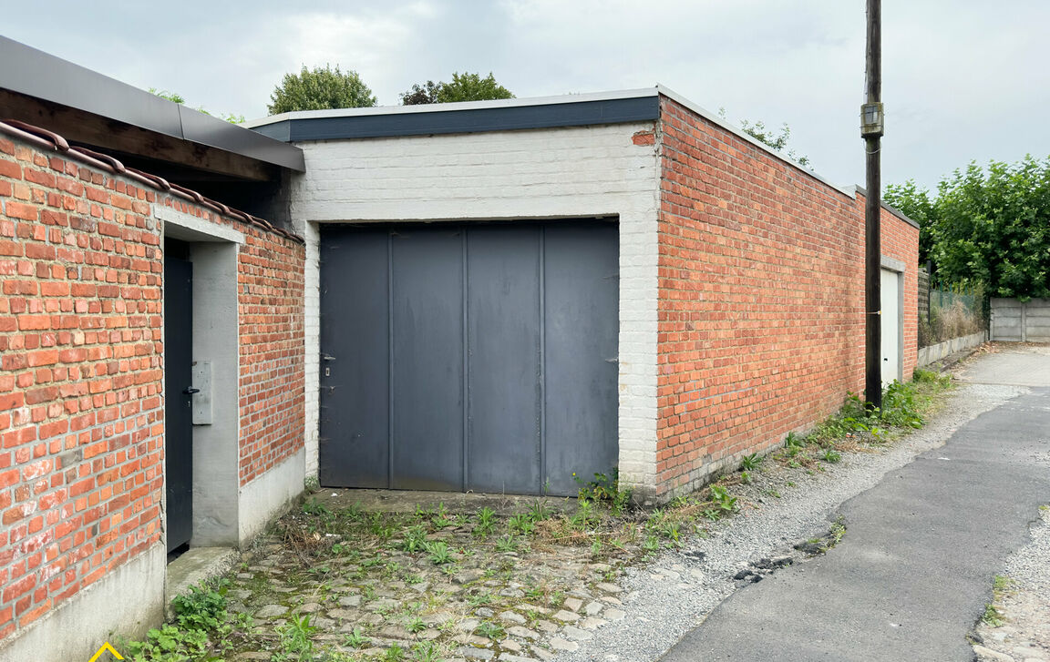 Gelijkvloerse verdieping te koop in Hofstade