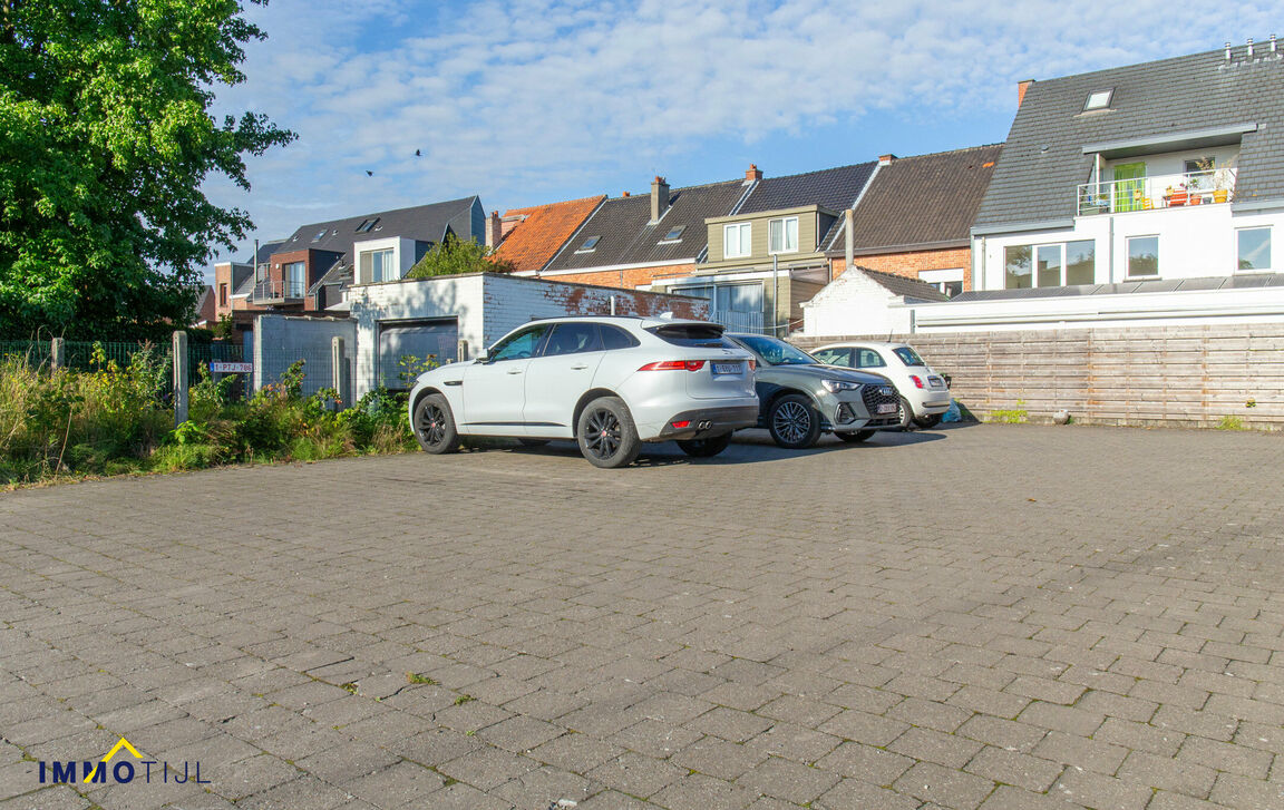 Kantoorgebouw te huur in Dendermonde